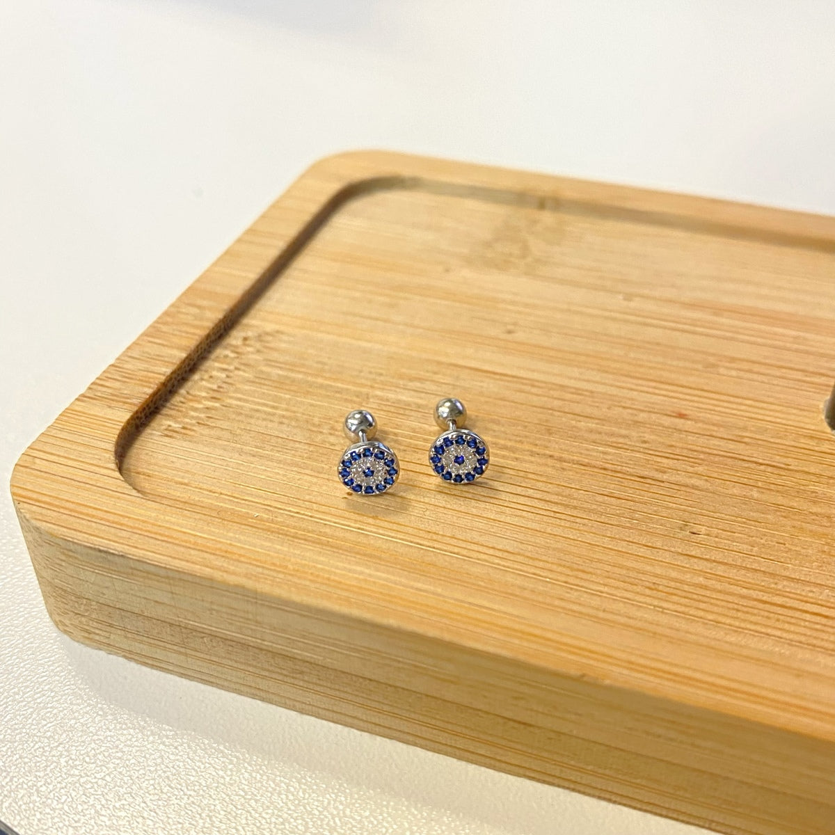 [AuraEcho]Devil's Eye Ear Bone Nail Earrings