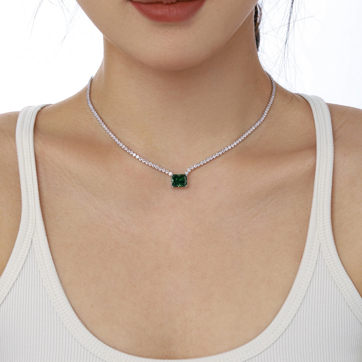 [AuraEcho]4.0 Carat Elegant Radiant Cut Necklace