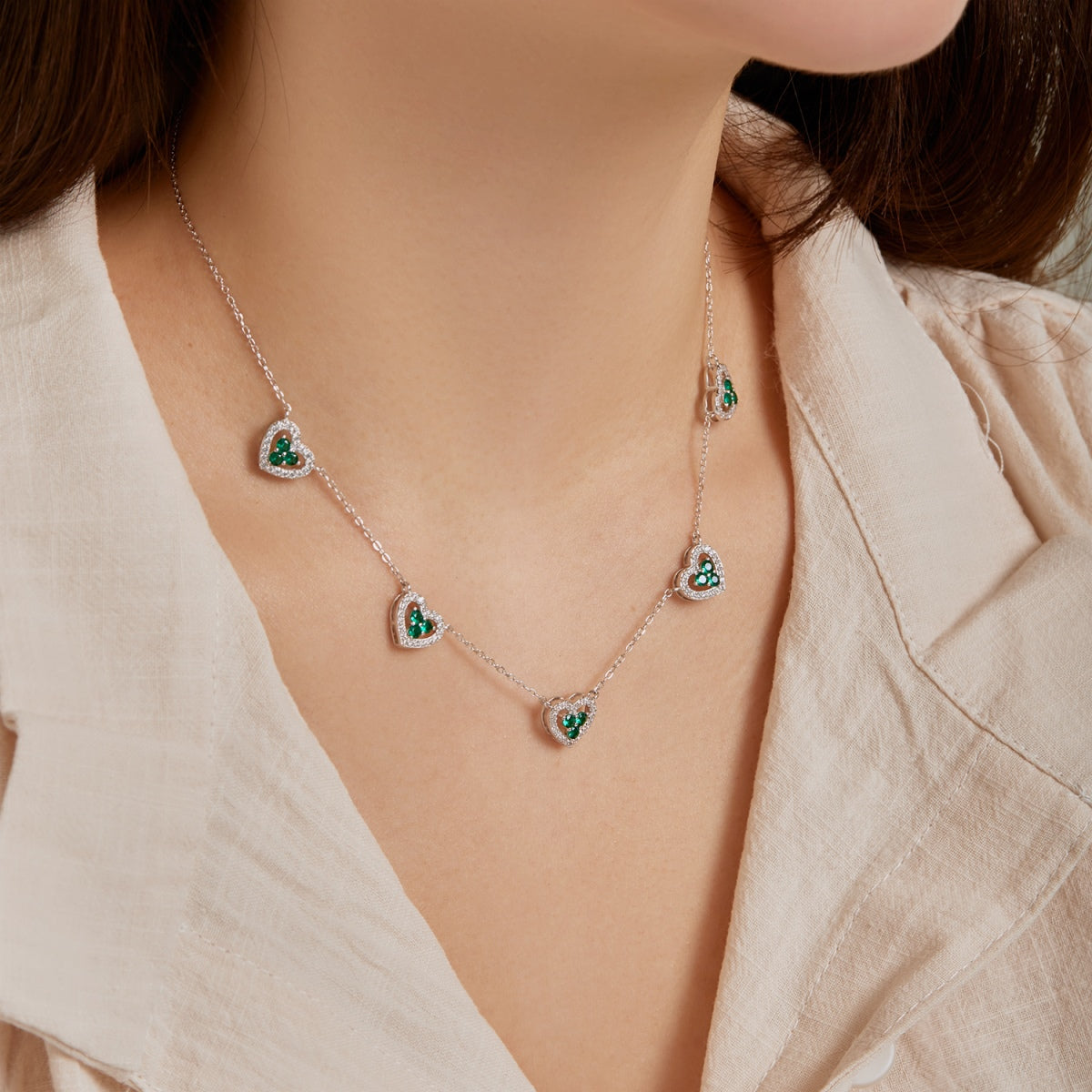 [AuraEcho]Sparkling Five Heart Necklace