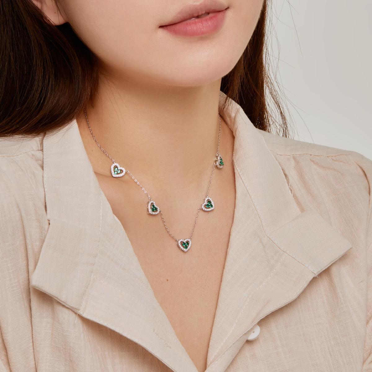 [AuraEcho]Sparkling Five Heart Necklace