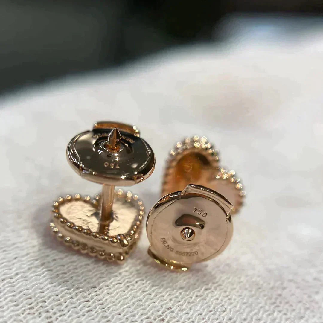 [AuraEcho]HEART CARNELIAN STUD EARRINGS