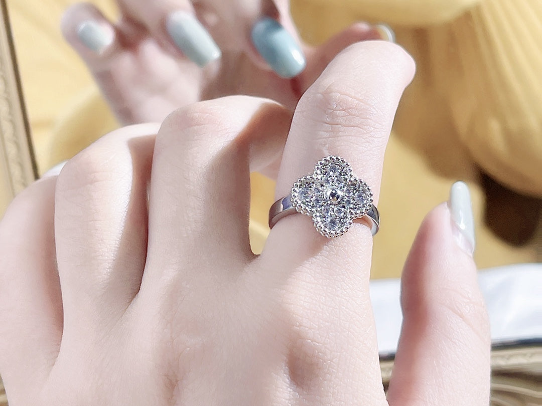 [AuraEcho]CLOVER DIAMOND RING