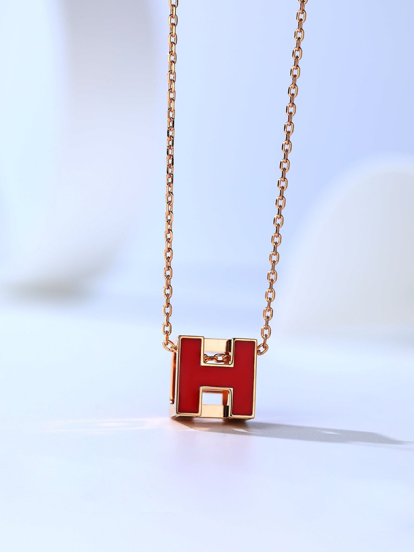 [AuraEcho]H CAGE PINK GOLD NECKLACE