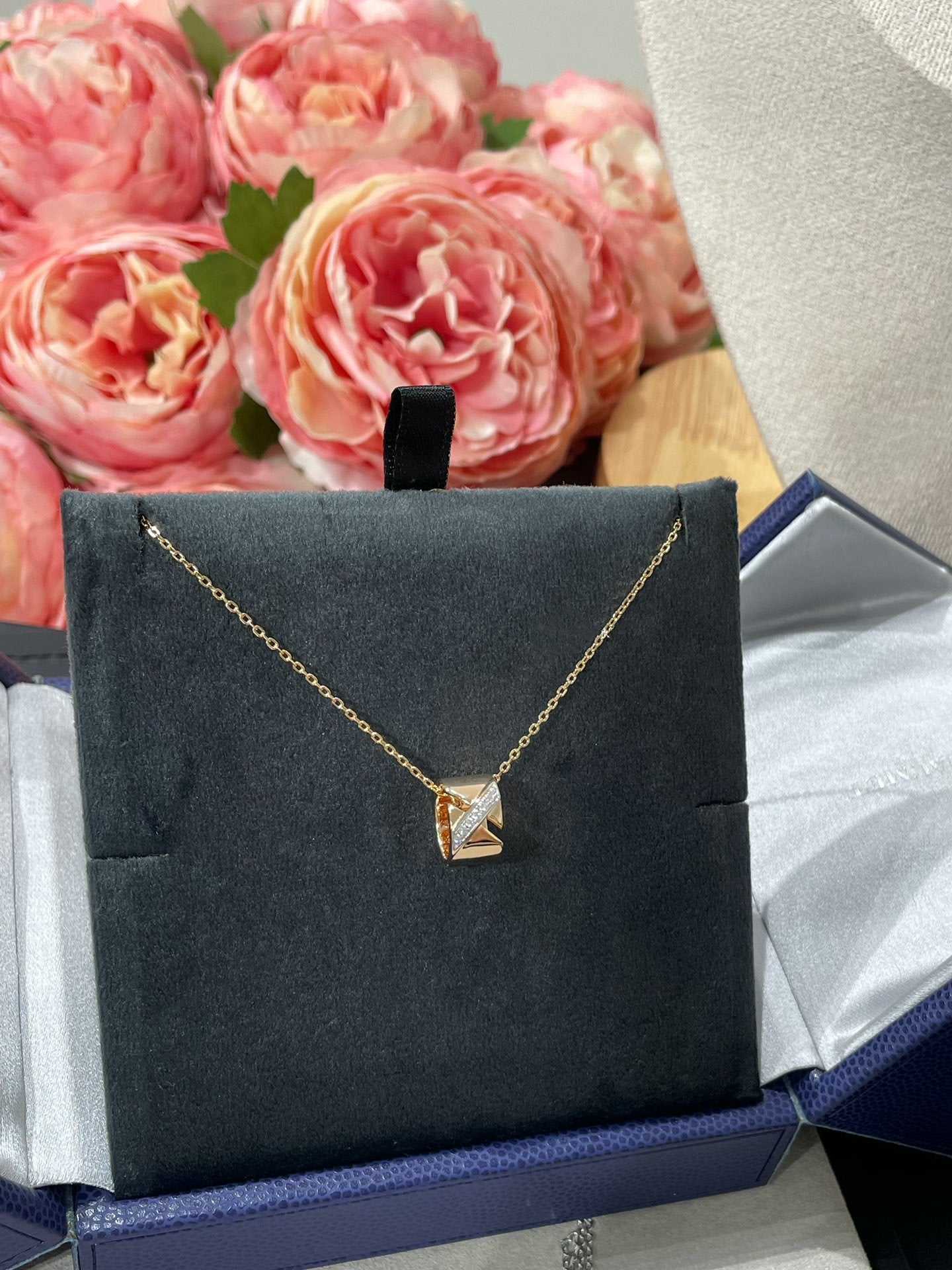 [AuraEcho]LIENS EVIDENCE DIAMOND NECKLACE