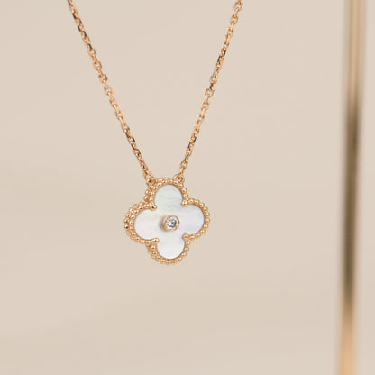 [AuraEcho]CLOVER 15MM DIAMOND WHITE FRITILLARIA NECKLACE