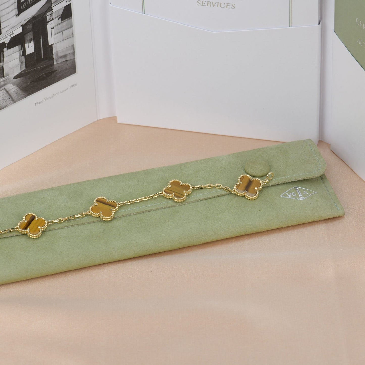 [AuraEcho]CLOVER  5 MOTIFS TIGER EYE BRACELET
