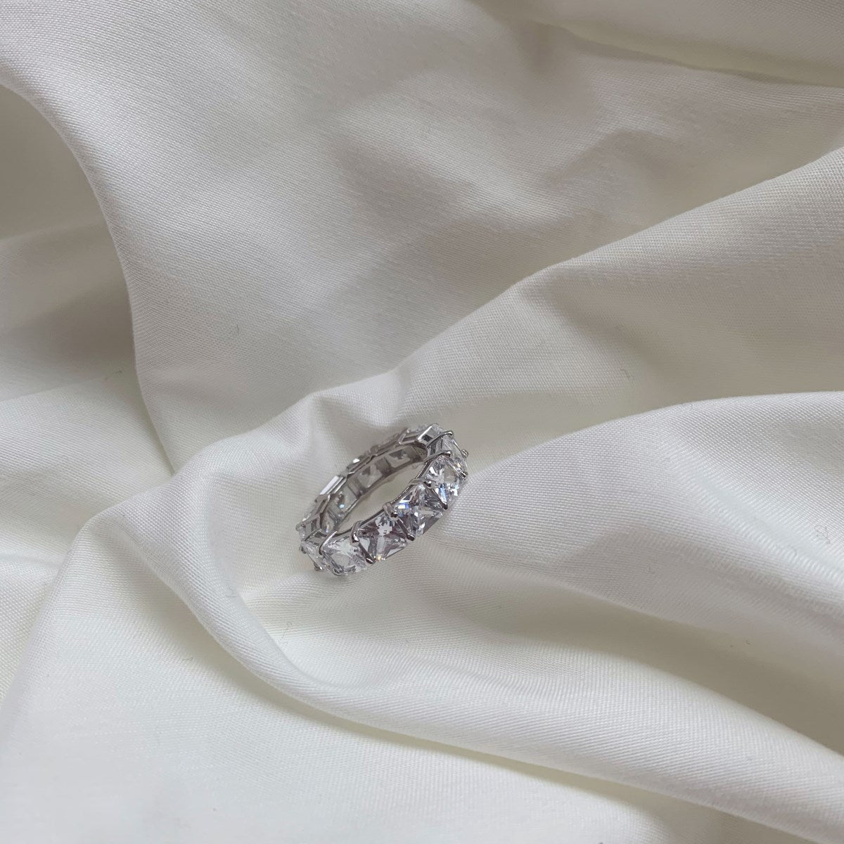 [AuraEcho]Elegant Princess Cut Tennis Ring