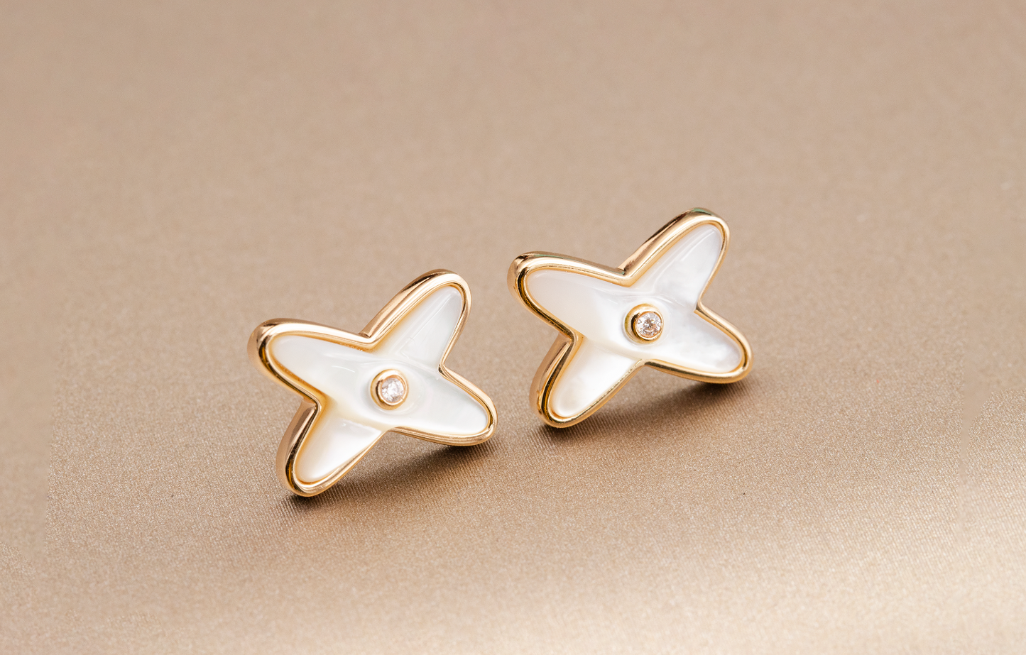 [AuraEcho]JEUX DE WHITE MOP ROSE GOLD DIAMOND EARRINGS