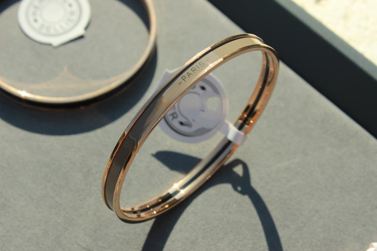 [AuraEcho]HM UNI BANGLE BAG