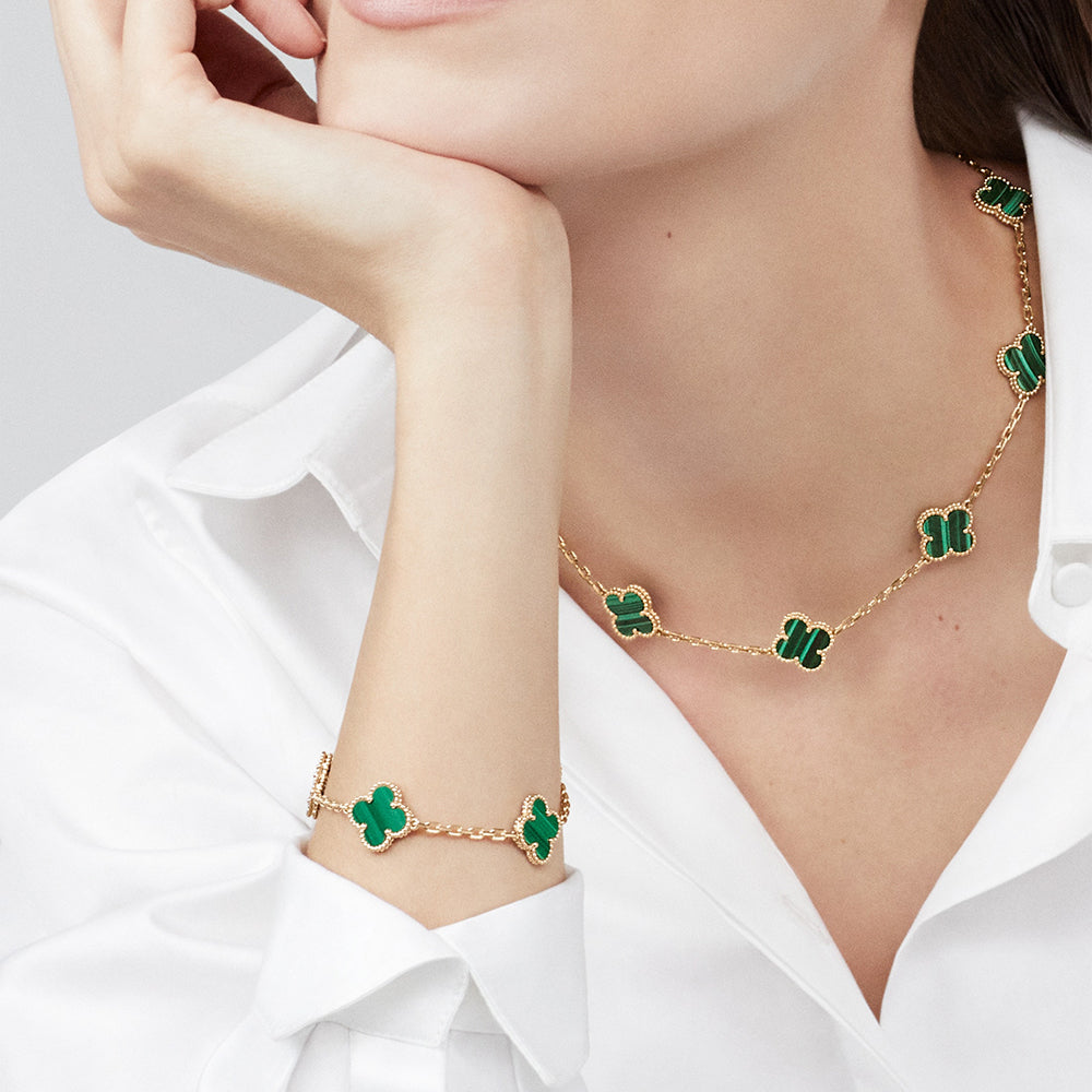 [AuraEcho]CLOVER 10 MOTIFS MALACHITE NECKLACE
